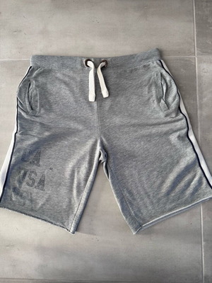 Men's sports bermuda shorts like new, size L, grey