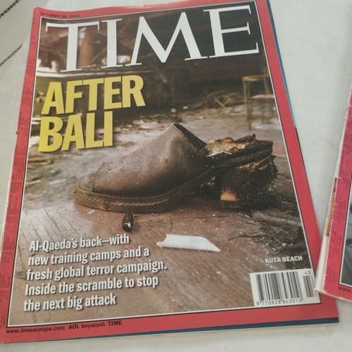 Time magazine collectible pack 3 issues 2002 like new