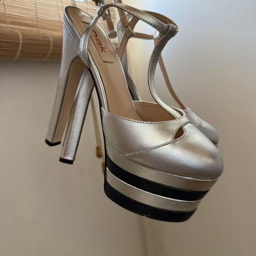 Nak leather high heels like new, silver, size 37