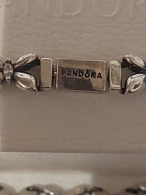 Pandora bracelet new, size 18, butterfly design with marquise stones