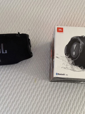 JBL Xtreme 4 φορητό Bluetooth ηχείο σαν καινούργιο με κουτί και λουράκι