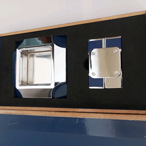 Luxury New Office Set / Smoker Lighter Ashtray