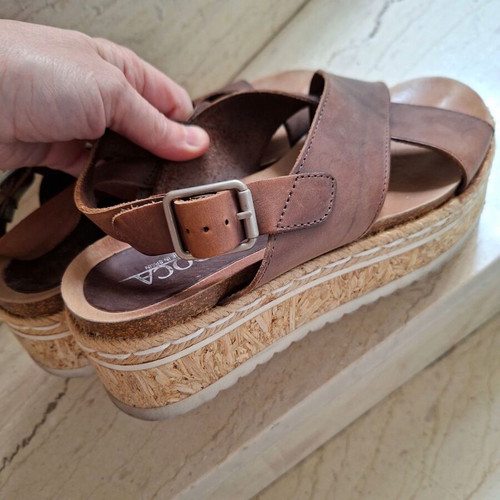 Doca sandals brown size 38 like new genuine leather