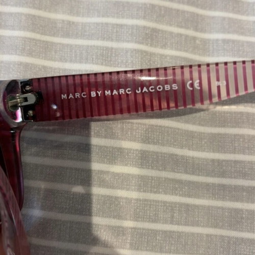 Marc Jacobs sunglasses used, pink