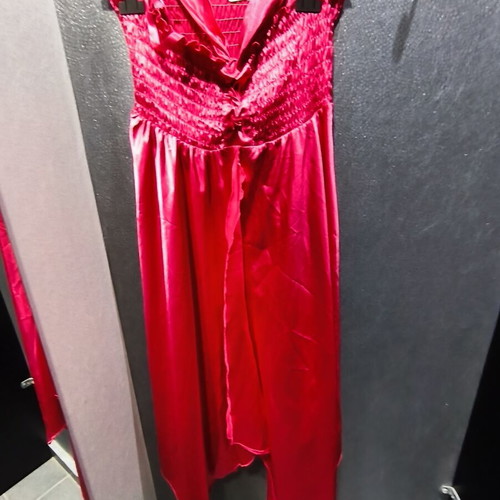 Fuchsia satin asymmetric dress On Line like new, strapless