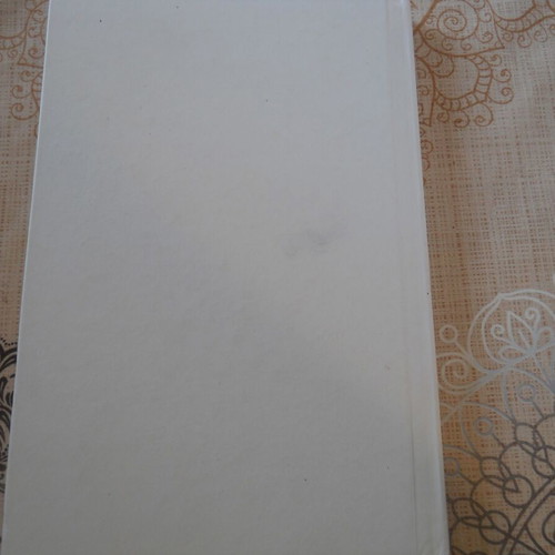 Laika Paramythia Mikrasia book like new