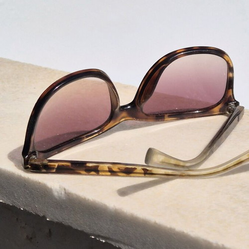 Tortoise sunglasses used, brown