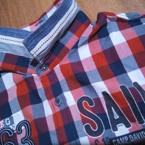 Camp David plaid shirt used, men's size L, red and blue