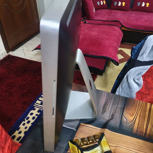 Apple iMac A1115 used for parts or repair