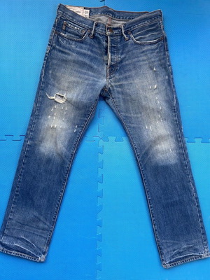 Abercrombie & Fitch slim fit men's jeans like new, size 32W x 30L