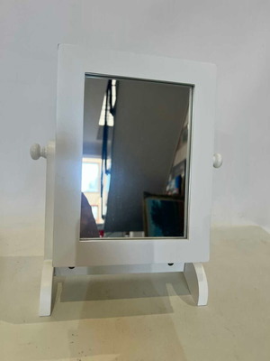 White tabletop jewelry box with mirror used 28x22x12 cm