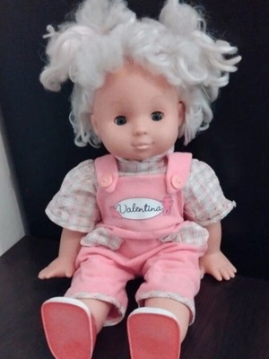 Vintage Valentina doll Giochi Preziosi used, 1980s-90s collectible