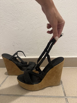 Leather platform sandals like new, made in Italy, size 39, black and brown