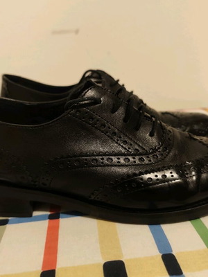 Oxford leather shoes Tata Italia like new, size 39, black