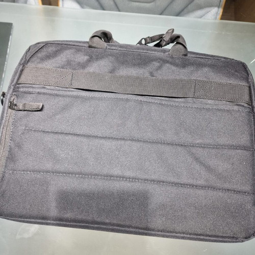 HP Renew Business 15.6'' laptop bag brand new, black
