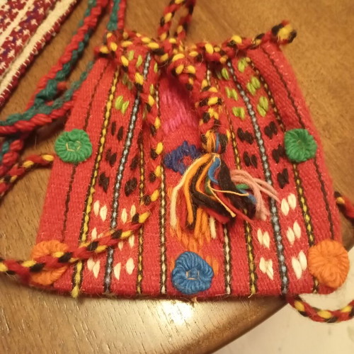 Vintage traditional woven tagari bag, like new, 17x17 cm