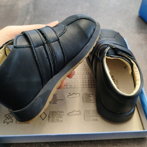 Tricoteen children's shoes like new, size 21, blue black