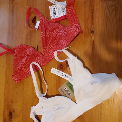 Teen bras new, size 70B, set of 2 pieces