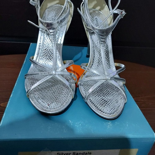 Παπούτσια Karen Millen ασημί μεταχειρισμένα, μέγεθος 38