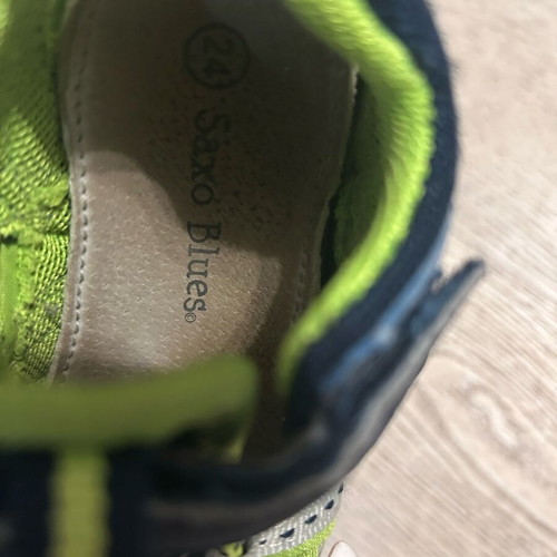 Sandals used, size 24, green
