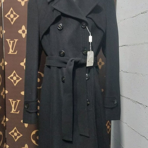 Coat black wool new, size 48-50, Made in Italy