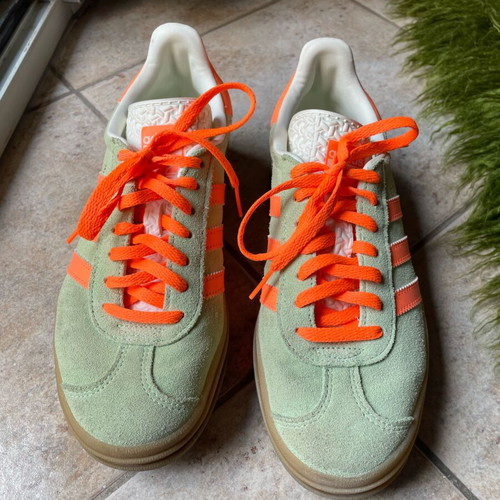 Adidas Gazelle double sole like new, multicolor sports shoes size 38