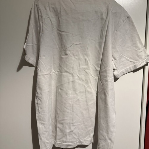 T shirt white XL used