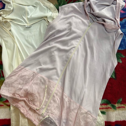 Genesis vest set like new with hood and linen details