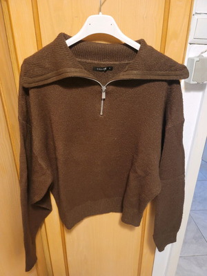 Crop pullover like new, brown, size S