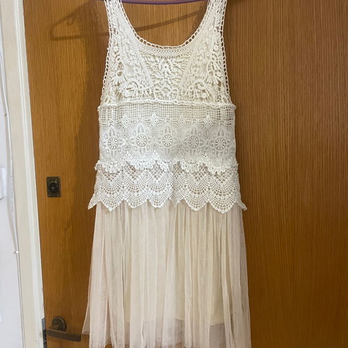 Rose & Elvis lace and tulle dress cream size S/M like new