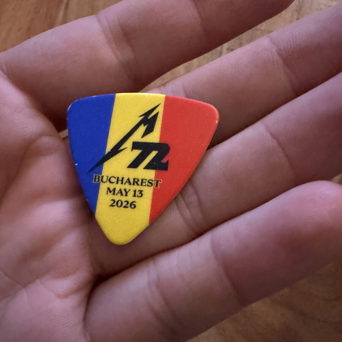 Metallica M72 Tour Pick like new