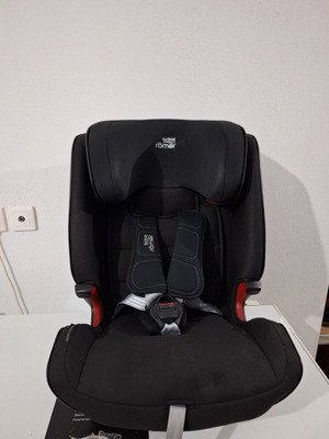 Britax Romer Advansafix IV R Car Seat 9-36kg ISOfix Cosmos Black like new