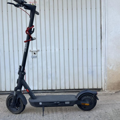 Xiaomi Scooter 5 like new with lights, indicators and suspension