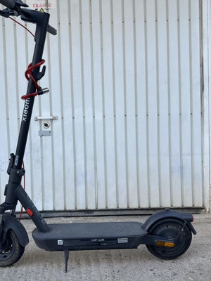 Xiaomi Scooter 5 σαν καινούργιο με φώτα, φλας και αναρτήσεις