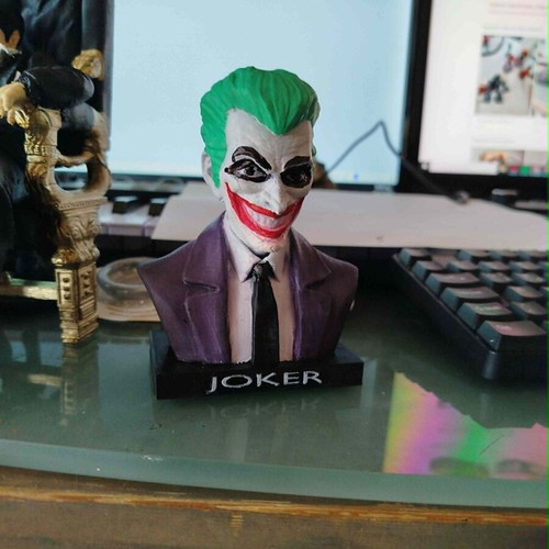 Joker Bust figure new, 12x8x8 cm, PLA material by NP Studios Reality