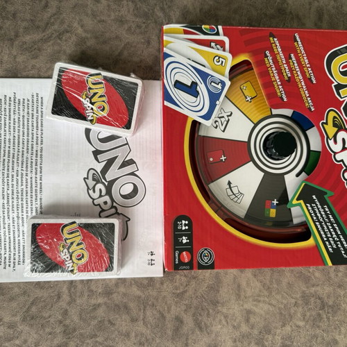 Uno Spin card game