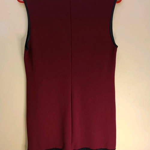 Anel Burgundy Sleeveless Dress Like New With Lace