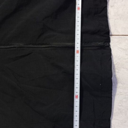 Corteiz Alcatraz windbreaker jacket black and white, size M