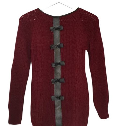 Pullover with bows like new, sizes S-M