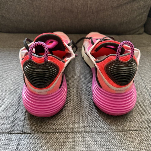 Nike Air women's sports sneakers like new, size 40, multicolor