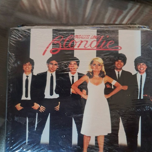 CD albums new, pack of 10 empty with plastic