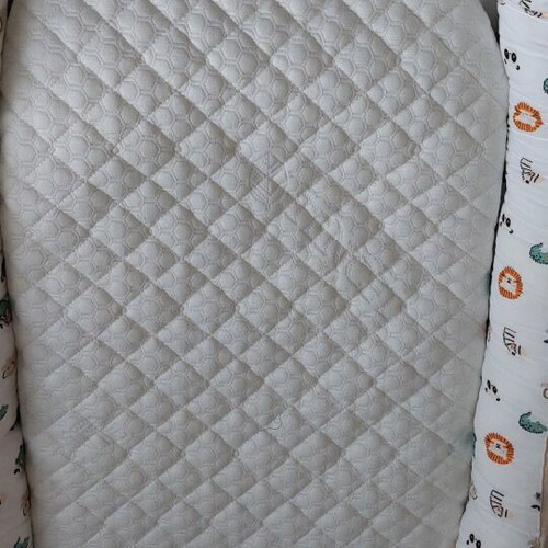 Baby nest with Grecostrom mattress like new