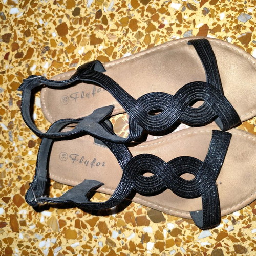 Black sandals used size 38