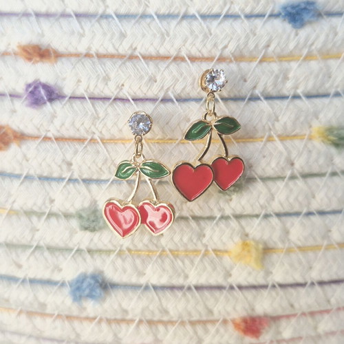 Cherry Love Earrings new, red and gold with heart-shaped cherries and rhinestones