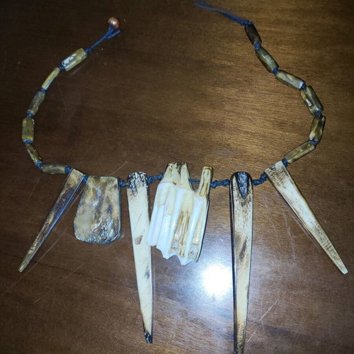 Collectible Argentine necklace like new made of bull bones