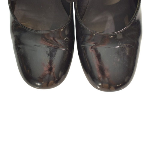 Chanel patent leather pumps with CC bow and block heel EU 36C