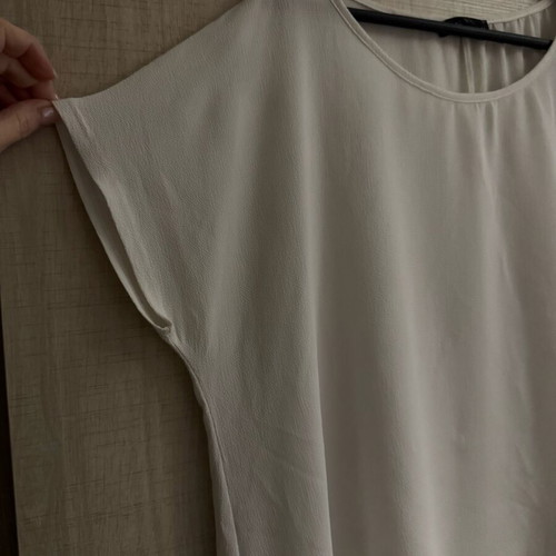 White asymmetrical blouse Anel size M like new