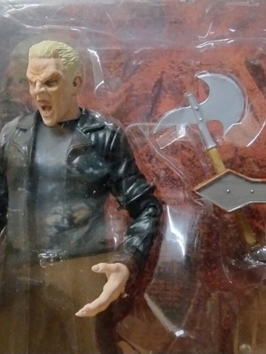 Buffy Moore Vampire Slayer 5' Angel Spike figure new