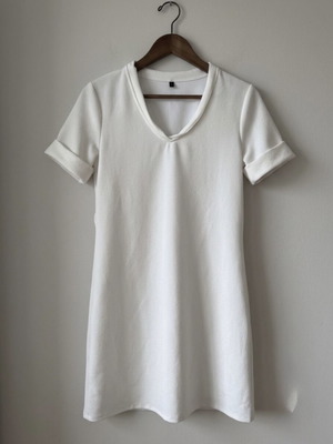 Minimal women's dress size L like new, off-white