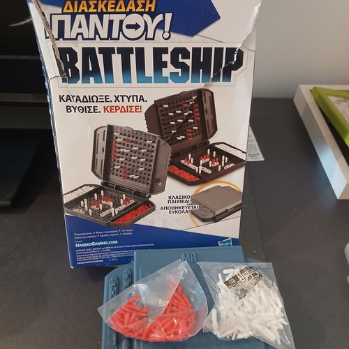 Battleship board game like new, travel edition